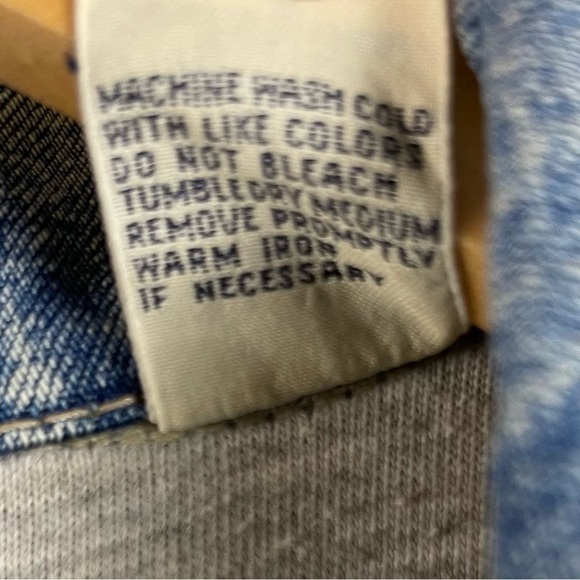 Vintage Gap Tiger Patch Denim Jacket Size Large Butterfly Bee Flower Patch - Picture 6 of 10